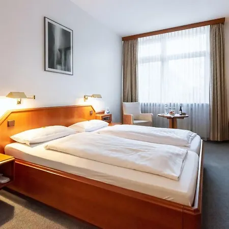 Am Stadtpark מלון בוקסטהודה